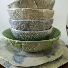 My project in Ceramic Glazing for Beginners course - first pieces for my breakfast set. Projekt z dziedziny Ceramika użytkownika a_stob - 11.05.2020