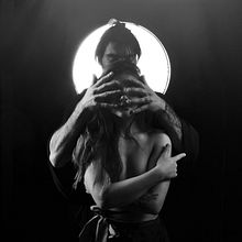 Sacra. Een project van Fotografie, Artistieke fotografie, Studiofotografie, Fotografie voor Instagram, Fotografische compositie,  Fotografische verlichting y Portretfotografie van Felix Morozov - 17.05.2020