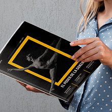 Magazine Cover. Digital Photograph, Editorial Design, and Graphic Design project by Marta Rodríguez - 05.20.2020