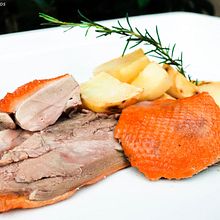 Pecho de pato asado (Nm alimentos).. Food Photograph project by Nicolas Moreno - 05.22.2020