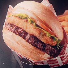 Burger Shack - Commercial . Film, Film, Video, TV, Photograph, and Food Photograph project by Daniel González Canal - 05.26.2020