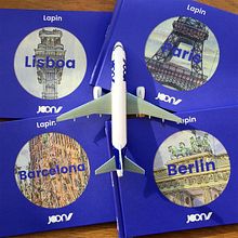 Travel books collection for french airline "Joon" by Air France.. Editorial Design, Traditional illustration, Sketchbook, and Sketching project by Lapin - 10.01.2018