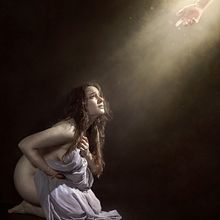 Proyecto personal: Sentimientos del confinamiento. Photographic Composition, Photograph, Fine-Art Photograph, Digital Photograph, Photographic Lighting, and Digital Illustration project by Alexandra Martín García | ArtDrómeda - 04.25.2020