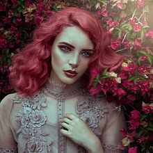 Doll / Personal Project. Un proyecto de Fotografía, Fotografía artística, Fotografía de retrato, Fotografía digital y Retoque fotográfico de Alexandra Martín García | ArtDrómeda - 14.05.2020