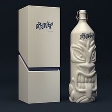 Okolehao - Packaging. Un proyecto de 3D, Diseño 3D, Lettering, Packaging y Diseño gráfico de Anna Serrat - 06.09.2019