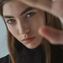 Glamour. Un projet de Conception éditoriale, Photographie, Photographie argentique , et Photographie de mode de Paco Esteve - 01.06.2020