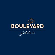 Gelateria Boulevard. Edificio Kursaal, Donostia - San Sebastián.. Un proyecto de Br, ing e Identidad, Diseño, Diseño de interiores, Diseño gráfico, Gestión del diseño, Packaging y UX / UI de Hernan Ordoñez - 04.06.2020