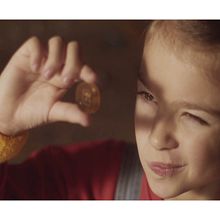 ALCON Teddy Bear Commercial. Video Editing, Audiovisual Post-production, and Filmmaking project by JUANMA REQUENA - 06.09.2020