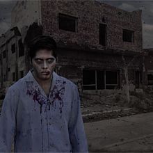 Zombie en pueblo abandonado. Photograph project by Norberto Damián Helmholt - 06.11.2020