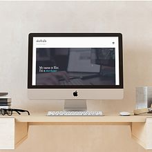 Mi Portfolio Personal como Proyecto del Curso "Creación de una web profesional con WordPress". Un proyecto de Desarrollo Web y Diseño Web de Eloi F Valle Urbina - 14.06.2020