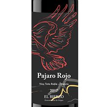Wine label redesign - 2 solutions. Design gráfico, e Packaging projeto de Dan Convey - 15.06.2020