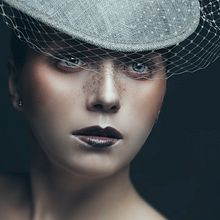 Mi Proyecto del curso: Retoque fotográfico de moda y belleza con Photoshop. Photograph, and Photo Retouching project by Tatiana Oller Ramirez - 06.17.2020