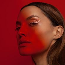 Arugama. Art Direction, Photograph, Fine-Art Photograph, Studio Photograph, Fashion Photograph, and Portrait Photograph project by Natalia Gw - 06.21.2020
