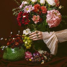 Melt. Jewelr, Design, Photograph, Fine-Art Photograph, Fashion Photograph, Portrait Photograph, Digital Photograph, and Commercial Photograph project by Natalia Gw - 06.21.2020