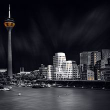 Düsseldorf harbour. Architectural Photograph project by Nicole Urbscheit - 06.23.2020
