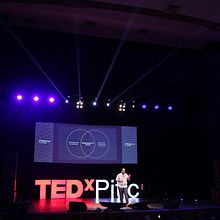 El Peor Emprendedor del Mundo, Charla TEDx. Un progetto di Marketing di Disruptivo.tv - 26.07.2016