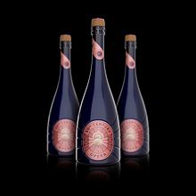 30th Century Opera Wine. 3D, 3D Design, Design de produtos, e Packaging projeto de Rafael Maia - 29.06.2020