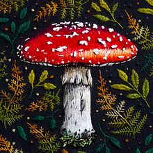 The Fly Agaric Mushroom . Un progetto di Ricamo di Emillie Ferris - 16.07.2018