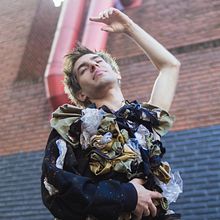 2019 - Eterno Renacer. Art Direction, Fashion Design, and Fashion Photograph project by Agustina Santillán - 05.19.2019