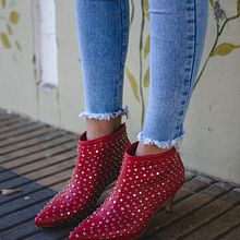 LAURA FELICI (zapatos y moda). Un projet de Stor , et telling de Laura Felici - 20.07.2020