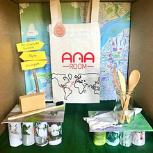 Mi Proyecto del curso: Introducción al vitrinismo comercial. Un progetto di Creatività e Retail Design di Ana C. Aguirre - 23.07.2020