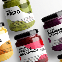 Picnic. Packaging, Design, Br, ing & Identit project by Gitanos - 07.27.2020