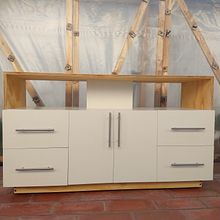 Mi Proyecto Rack para TV . Un progetto di Falegnameria  di edgardo_nova18 - 17.09.2020