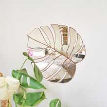 Espejo Monstera Cobre. Un projet de Décoration de Páramo Store - 27.04.2021