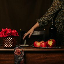 A menina da maçã vermelha, um ensaio sobre o adeus . Projekt z dziedziny Fotografia art, st, czna i Narracja użytkownika ingravalequeiroztadaiesky - 11.08.2020