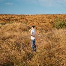 Y mañana será otro día. Un proyecto de Fotografía, Fotografía artística, Fotografía de retrato, Fotografía en exteriores y Fotografía para Instagram de Julián Mengibar Parrilla - 16.08.2020