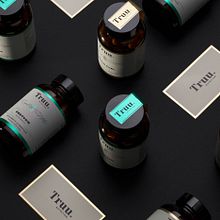 Truu Nutrition. Br, ing, Identit, Logo Design, Graphic Design, Web Design, Photograph, Studio Photograph, and Packaging project by HUMAN - 06.17.2020