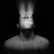 La luz que necesitaba estaba en mí. Photograph, Studio Photograph, and Photomontage project by Anderson Pelaez Castro - 08.14.2020