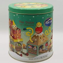 Lata de Pan Dulce para Arcor Argentina. . Un projet de Illustration numérique, Illustration jeunesse, Illustration vectorielle , et Packaging de Cristian Turdera - 03.12.2018