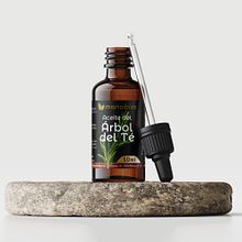 Aceites corporales. Editorial Design, Graphic Design, and Packaging project by Berni Bernal - 08.25.2020