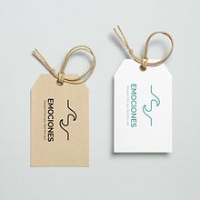 Branding, Webdesign und Textilillustration für die Marke Emociones Ein Projekt aus dem Bereich Br, ing und Identität, Logodesign, Produktdesign, Webdesign und Digitale Illustration von Eva Cortés Jiménez - 10.11.2019