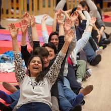 Laughter Yoga. Un progetto di Fotografia documentaria di Giulia Candussi - 02.02.2016