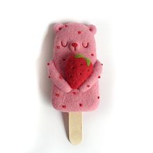 Popsicle Bear - Strawberry Shortckake Ein Projekt aus dem Bereich Design von Figuren, Skulptur und Art To von droolwool - 03.09.2020