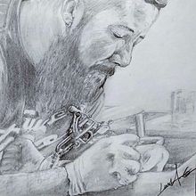 Tatuador en acción. Un proyecto de Bellas Artes, Dibujo, Dibujo a lápiz, Dibujo artístico y Dibujo realista de Luis Garcia - 03.09.2020