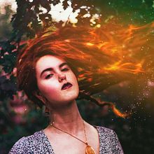 Arde.. Un proyecto de Diseño gráfico, Fotografía, Fotografía de retrato, Fotografía digital y Retoque fotográfico de Gela Stone - 04.09.2020