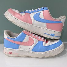 Mi Proyecto del curso: Restauración y personalización de sneakers. Un proyecto de Diseño de calzado y Pintura acrílica de atenaslemur - 07.09.2020