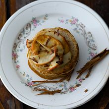 Breakfast . Photographic Composition, Creativit, Food Photograph & Instagram Photograph project by Maryan Romero - 09.15.2019