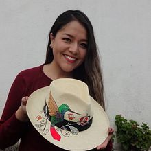 Sombreros pintados a mano. Acr, and lic Painting project by Alexandra Vera Coronel - 09.15.2020