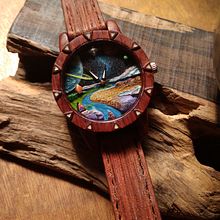 A handmade wood watch. Un proyecto de Artesanía de Fish YoYo - 27.01.2019