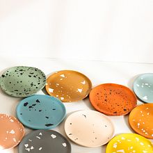 Terrazzo Plates & Trays. Arts, and Crafts project by Flo Corretti (Tarareo) - 03.01.2020