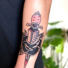 My project in How to Design a Tattoo course. Tattoo Design project by Alessandra Guimaraes - 09.30.2020