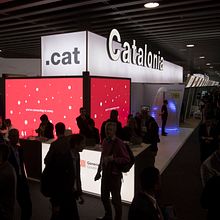 Stand de diseño Catalonia en MWC . Interior Architecture, Retail Design, Furniture Design, and Making project by Standecor - 02.23.2018