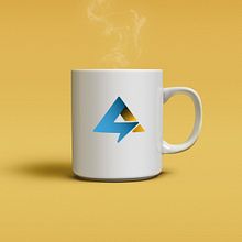 Logo Adelantia. Un proyecto de Br, ing e Identidad, Diseño y Diseño gráfico de Carlos J. Leon - 01.01.2016