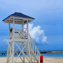 Salvavidas . Un progetto di Fotografia, Fotografia con smartphone, Fotografia all'aperto e Ritocco fotografico di Soraya Martin Saugar - 04.10.2020