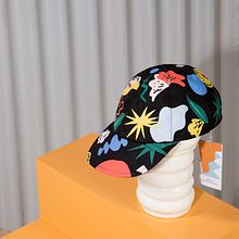 Gorras Estampadas. Un projet de Couture, Design , Conception de produits , et Design graphique de Fruto Estudio - 10.10.2020