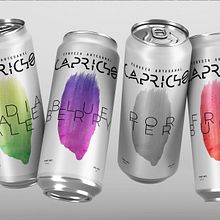 Cerveza Artesanal Capricho. Projekt z dziedziny Br, ing i ident, fikacja wizualna, Projektowanie logot, pów i Projektowanie opakowań użytkownika Fernando Ambordt - 11.10.2020